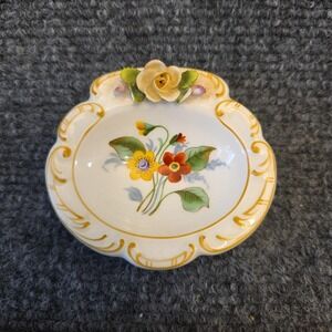 Vintage Handarbeit Porcelain Flower Trinket Dish Rococo White Small Ornament